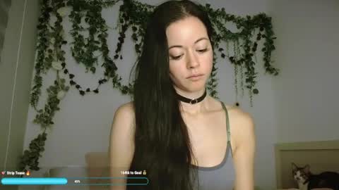 Emily Alexa online show from May 22, 1:31 pm