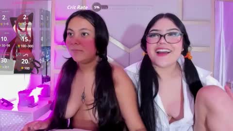 Snapshot of emilyblack_1 chatting on October 18, 12:25 am Emily online show from October 18, 12:25 am
