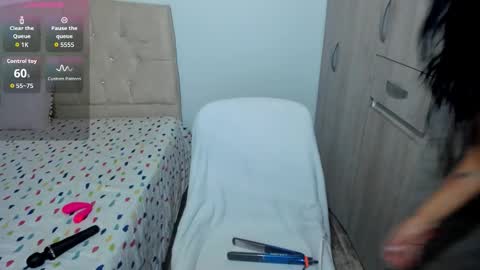 Emily online show from February 12, 11:56 am