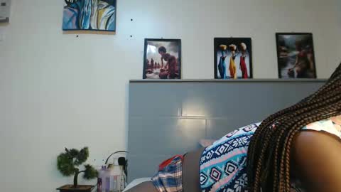 Snapshot of emilyposha chatting on January 21, 9:15 pm Emilly online show from January 21, 9:15 pm