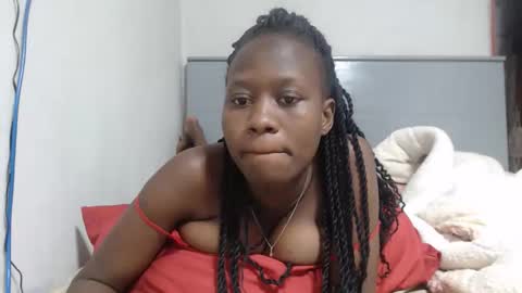 Snapshot of emilyposha chatting on October 8, 8:46 pm Emilly online show from October 8, 8:46 pm