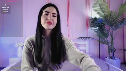 Emily online show from April 7, 4:20 pm