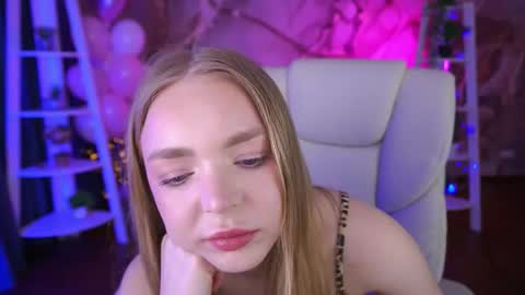  MY NAME IS Emily WELCOME EVERYONE I WILL BE HAPPY TO GIVE YOU WHAT YOU HAVE DREAMED OF FOR SO LONG online show from February 18, 9:08 am