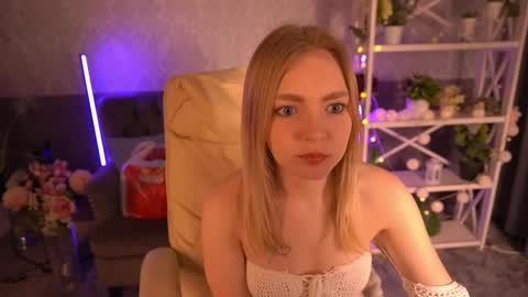  MY NAME IS Emily WELCOME EVERYONE I WILL BE HAPPY TO GIVE YOU WHAT YOU HAVE DREAMED OF FOR SO LONG online show from March 9, 9:03 pm