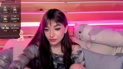 Snapshot of emilytylerr chatting on October 16, 8:28 am Emily online show from October 16, 8:28 am