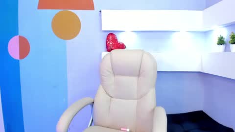 Emily online show from February 18, 3:42 am