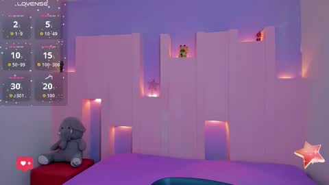 emilywilliis online show from March 2, 1:29 pm