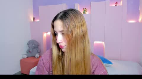 emilywilliis online show from January 16, 12:56 pm
