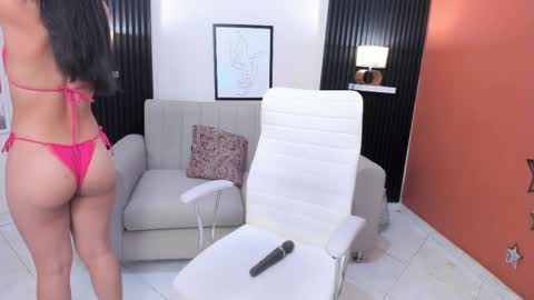 emilyy_kim online show from September 12, 11:34 pm