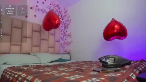 Emma Or you can call me cutie online show from April 4, 2:49 pm