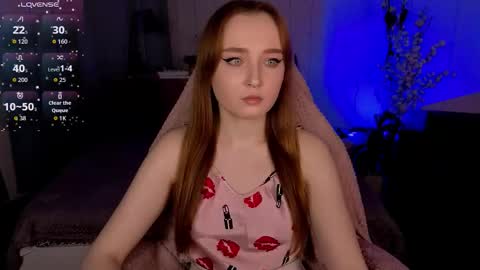  Emma   online show from December 3, 5:43 am