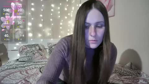 emma_just online show from October 8, 4:55 pm