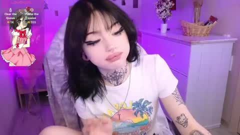 emma_kirks online show from June 5, 12:33 pm
