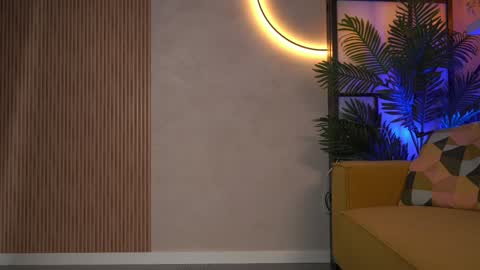 Snapshot of emma_land chatting on October 31, 3:41 am    online show from October 31, 3:41 am