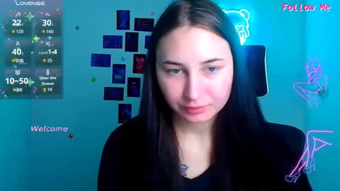 Emma online show from November 26, 12:06 pm