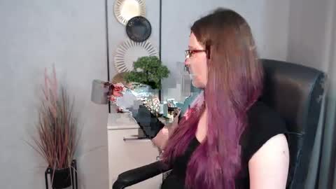 Snapshot of emma_lust94 chatting on March 7, 7:08 am emma online show from March 7, 7:08 am