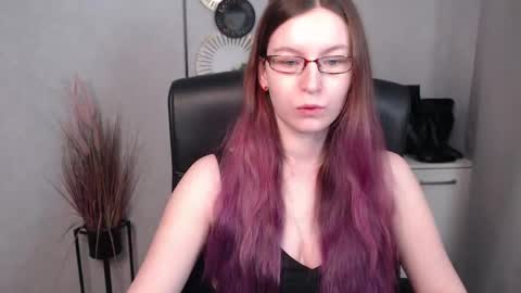 Snapshot of emma_lust94 chatting on February 27, 7:01 am emma online show from February 27, 7:01 am