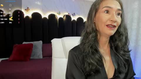 Snapshot of emma_mendoza chatting on September 19, 12:04 pm Emma online show from September 19, 12:04 pm