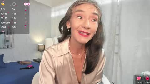 Snapshot of emma_mendoza chatting on February 3, 12:25 pm Emma online show from February 3, 12:25 pm