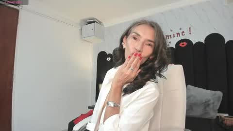 Snapshot of emma_mendoza chatting on February 28, 11:56 pm Emma online show from February 28, 11:56 pm