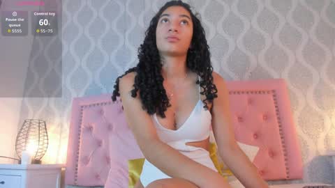 emma scott 7 online show from April 1, 11:33 am