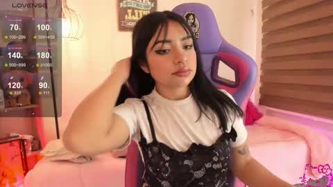 EMMA  online show from March 9, 6:55 pm