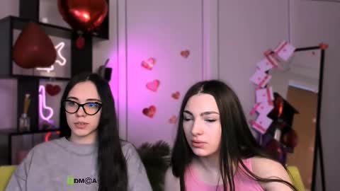 emma_swee online show from February 19, 6:13 am