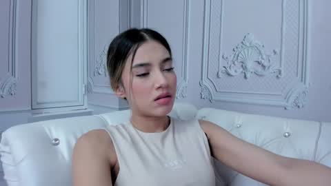 EMMA online show from December 7, 8:49 pm