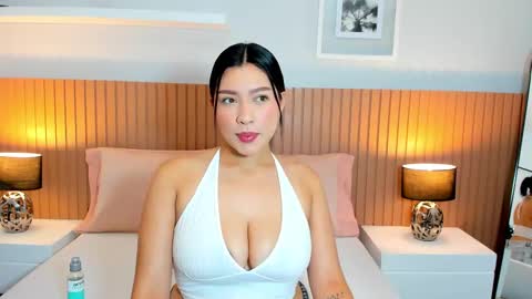   online show from November 18, 11:44 am