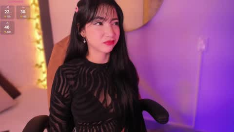 emma_woods__ online show from December 27, 12:34 pm