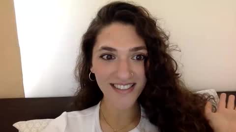 Snapshot of emmababy2322 chatting on January 17, 5:51 pm Emma online show from January 17, 5:51 pm