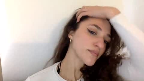 Snapshot of emmababy2322 chatting on January 21, 5:30 pm Emma online show from January 21, 5:30 pm