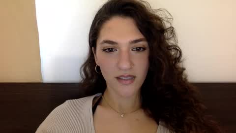 Snapshot of emmababy2322 chatting on January 15, 5:47 pm Emma online show from January 15, 5:47 pm