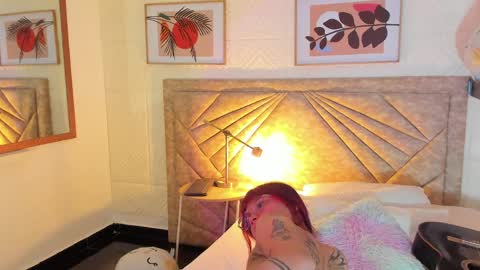           online show from April 4, 8:07 pm