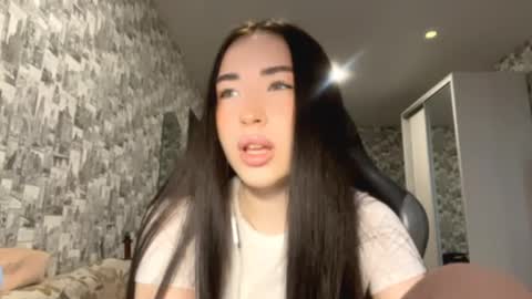 Emma online show from April 9, 7:14 am