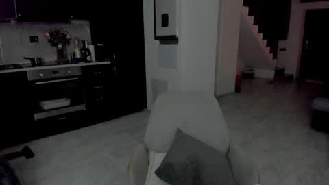 Emma online show from November 22, 11:18 pm