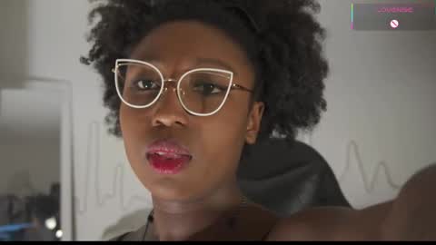 Sara online show from January 8, 11:47 am