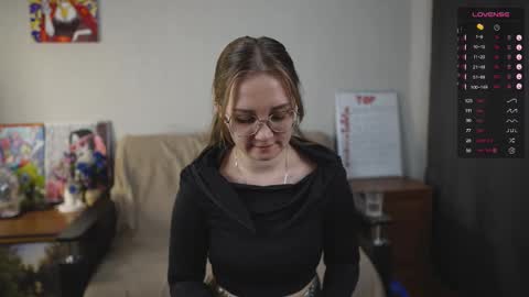 Mia online show from October 22, 3:33 am