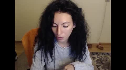 Snapshot of emmatoo95 chatting on October 8, 3:05 pm Emmatoo online show from October 8, 3:05 pm