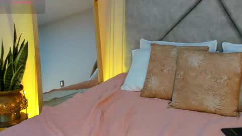 EMMAWILIAMS online show from March 4, 11:50 am