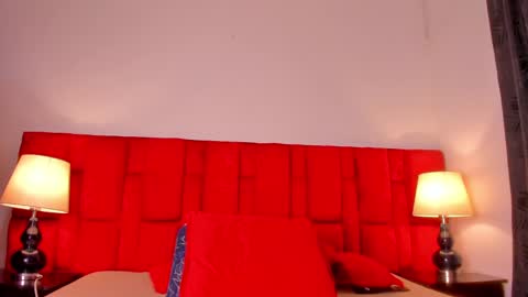 Snapshot of emy_colee chatting on September 10, 5:07 am Emy online show from September 10, 5:07 am