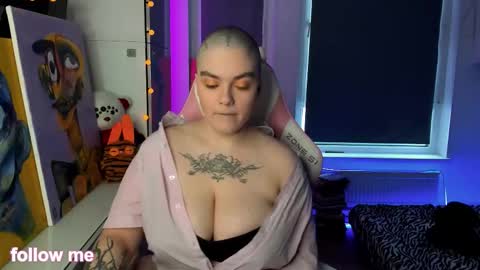 enigmastella online show from January 9, 11:03 am