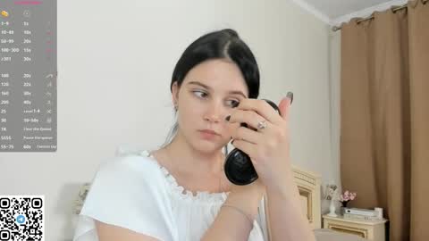 Snapshot of enricaelis chatting on September 21, 8:07 pm Sani online show from September 21, 8:07 pm
