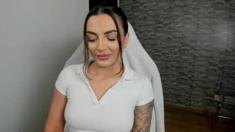 Riaaa online show from November 22, 6:49 am