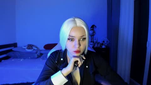 Erica online show from January 27, 8:07 pm