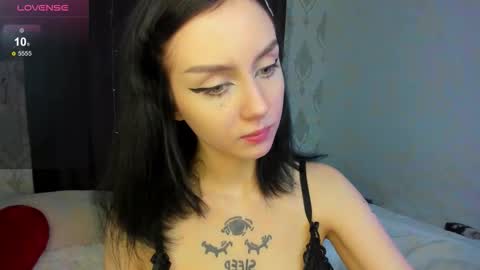 Erica online show from September 14, 9:34 pm