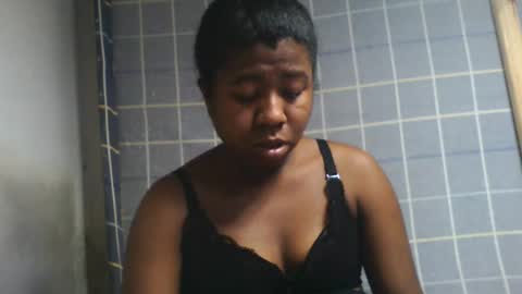 ericka01 online show from July 10, 9:54 am