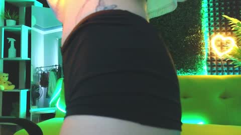 erikabrian online show from December 29, 6:14 am