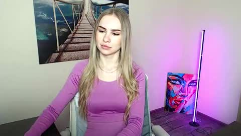 Erika online show from April 8, 12:07 pm