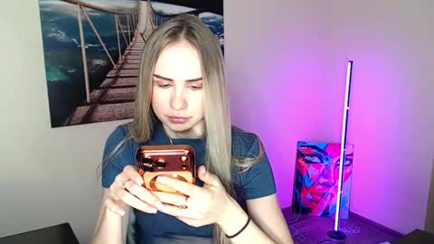 Erika online show from March 30, 12:05 pm